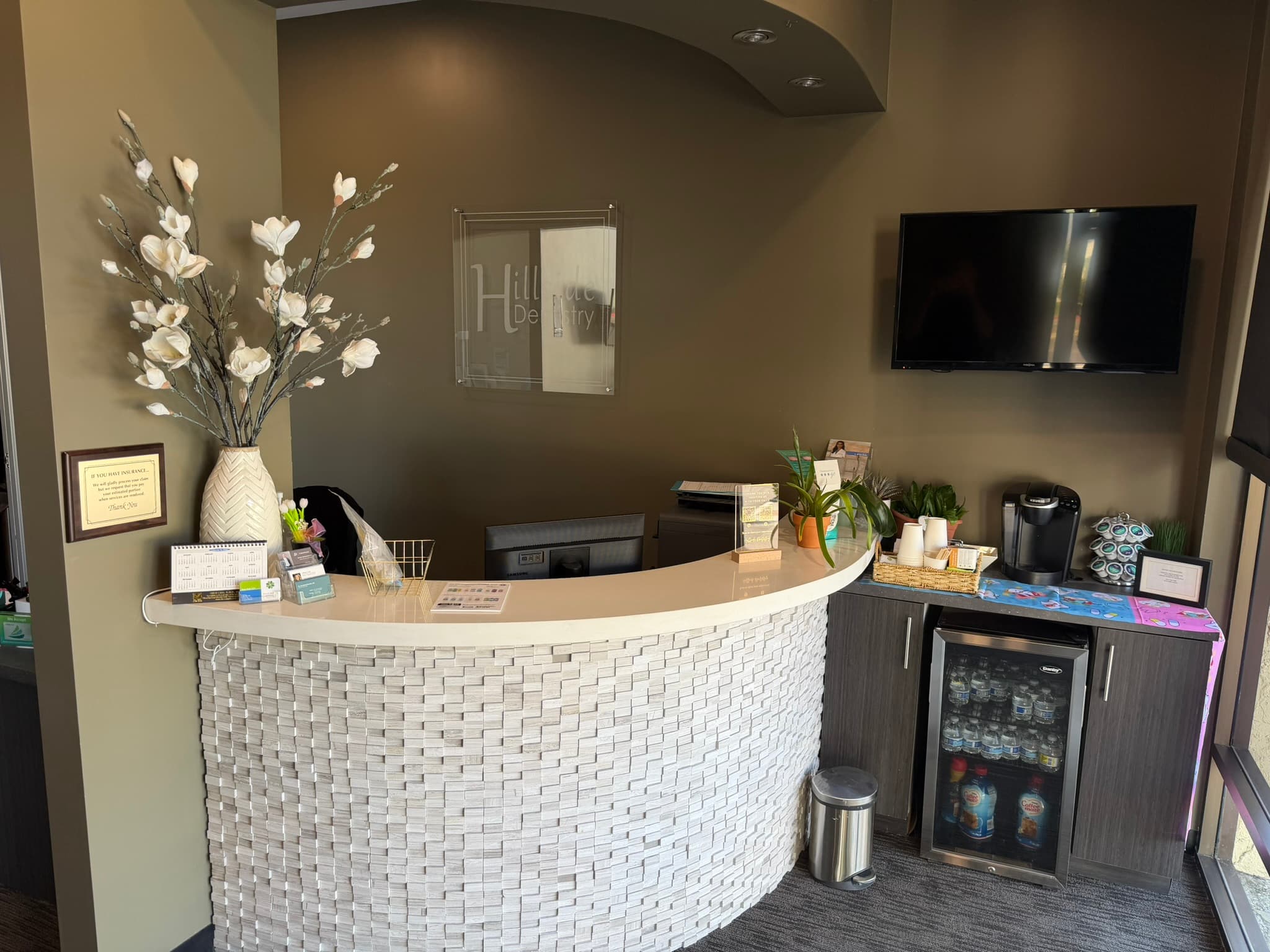 Inside Hillside Dentistry & Orthodontics — Torrance, CA — reception and refreshment area